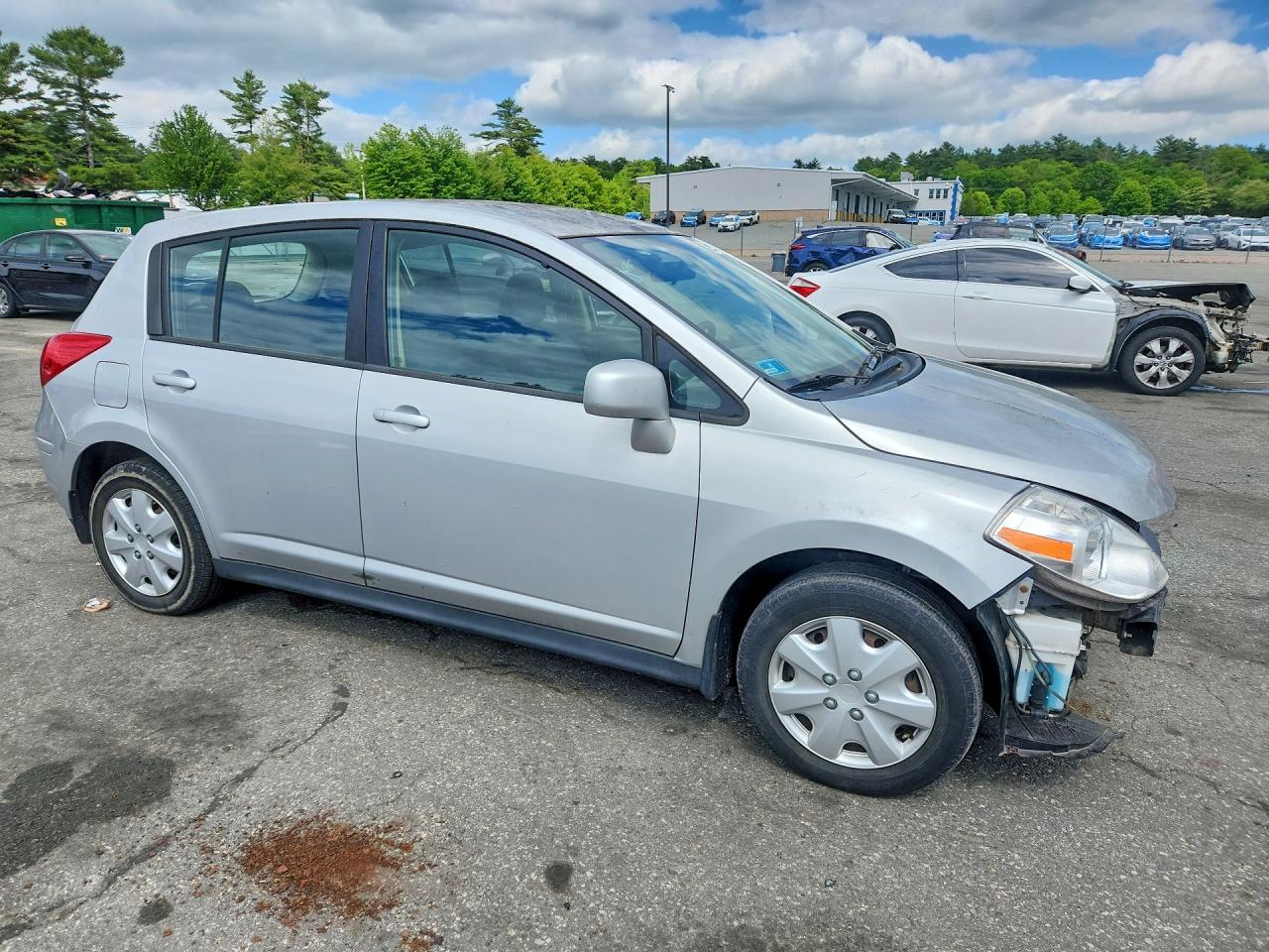 Nissan Versa 1.8 S