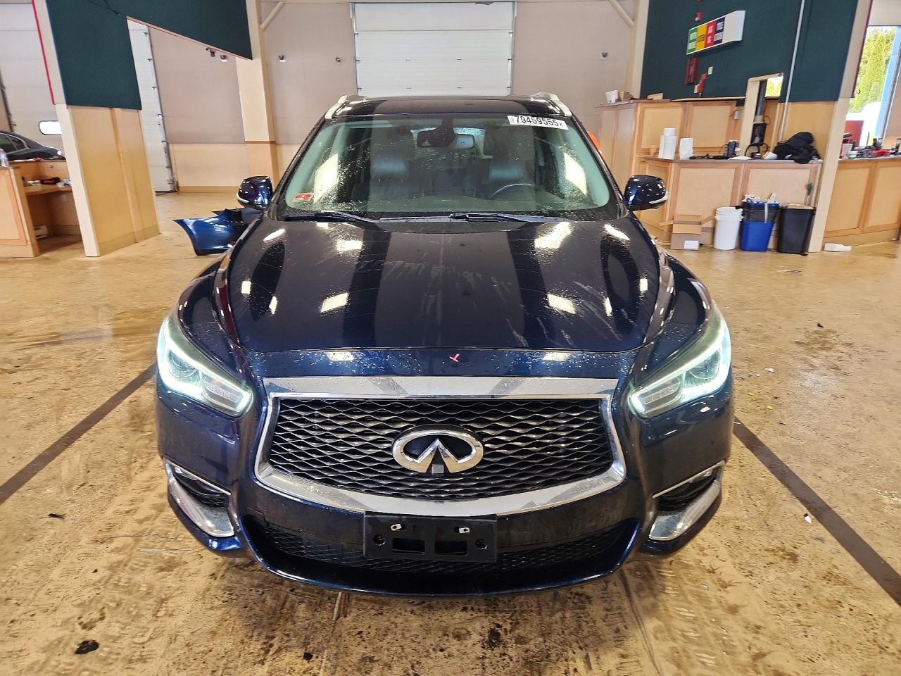 INFINITI Qx Luxe