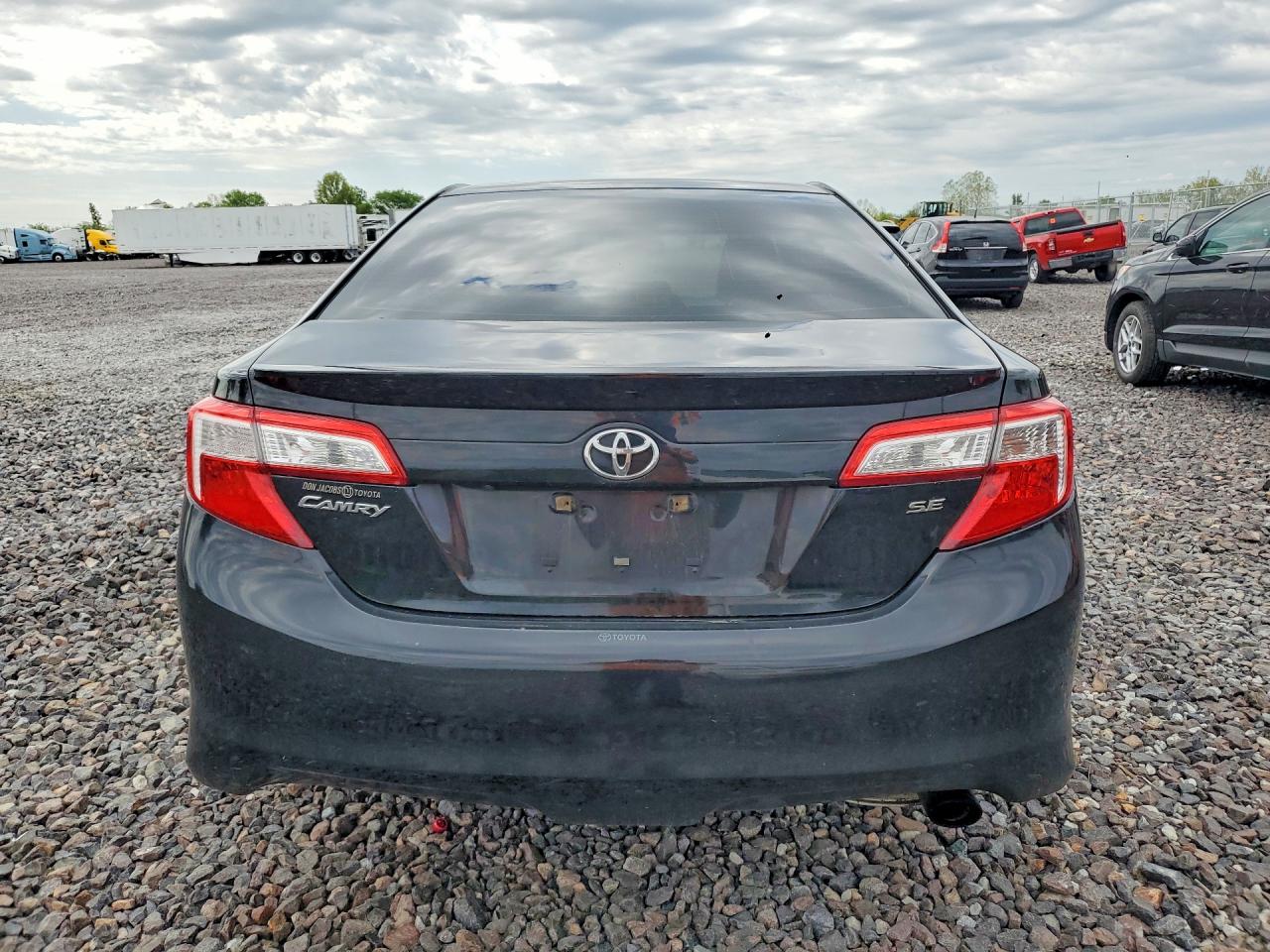 Toyota Camry Se