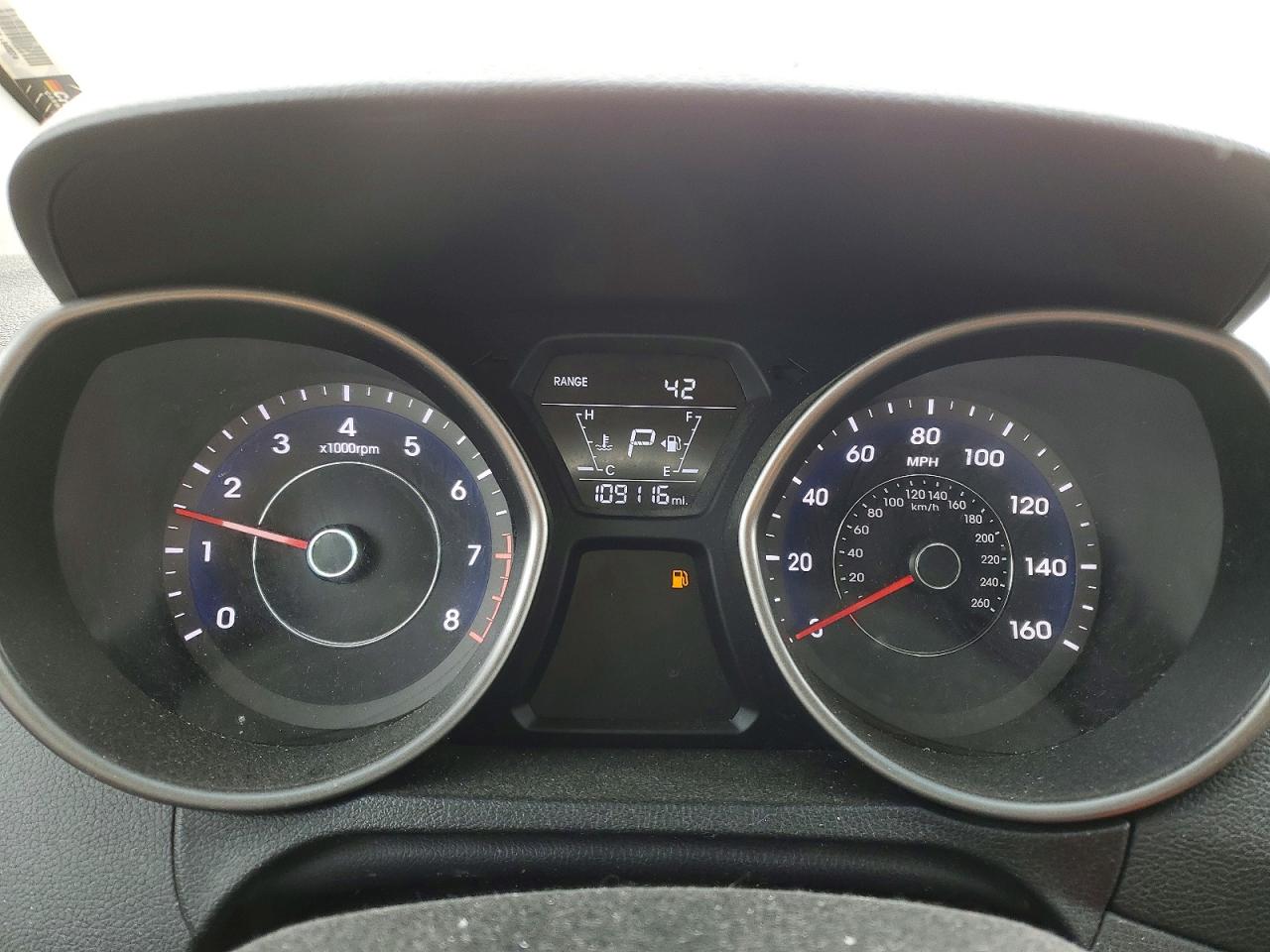 Hyundai ELANTRA Value Edition