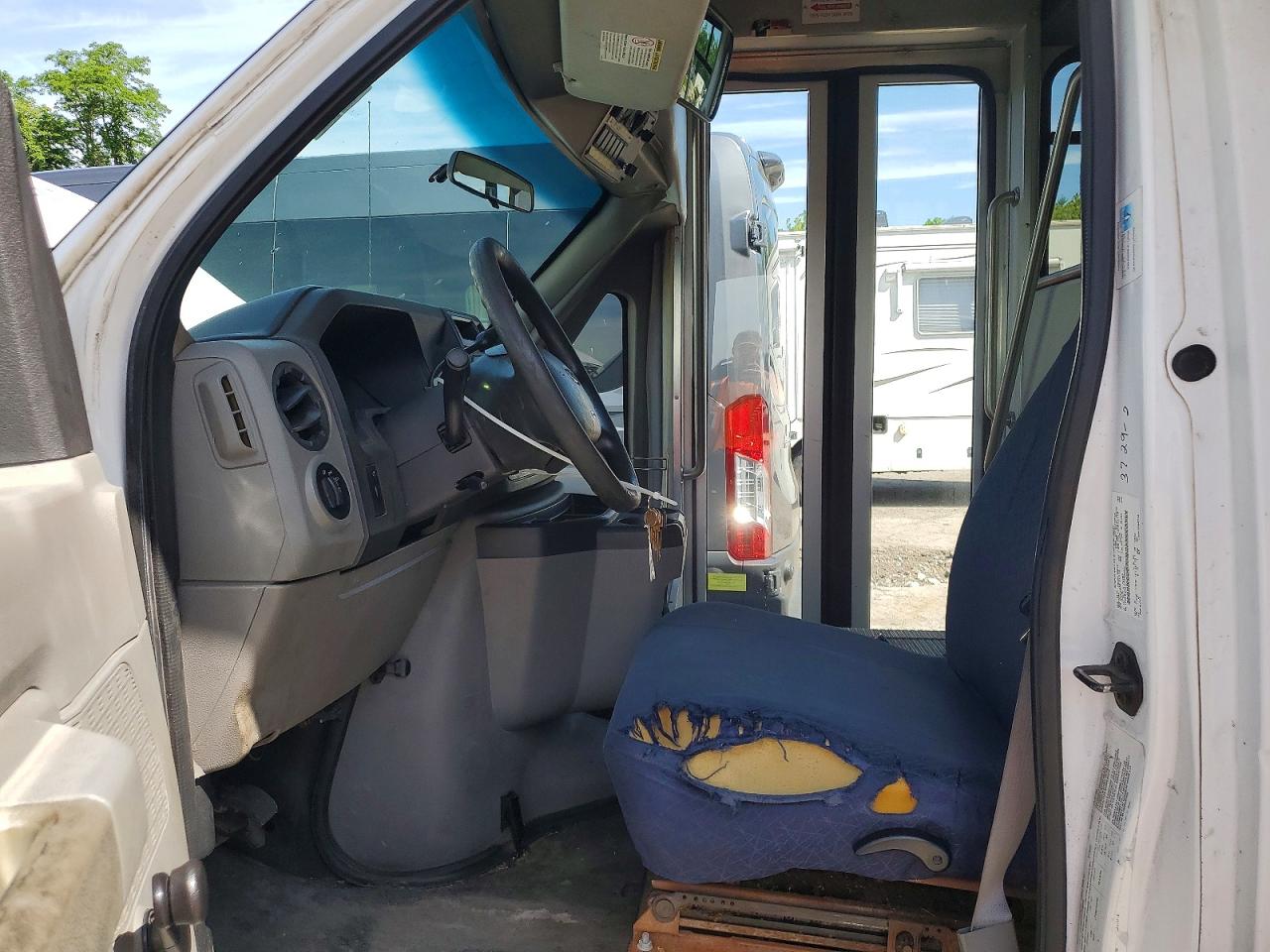 Ford E-450