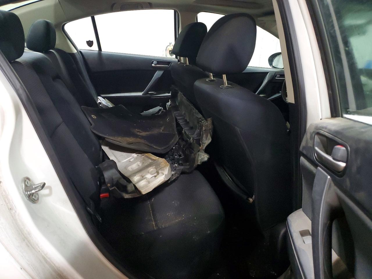 Mazda 3 I