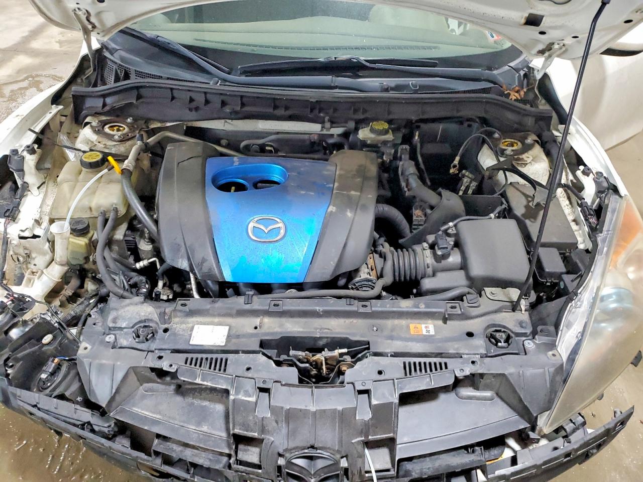 Mazda 3 I
