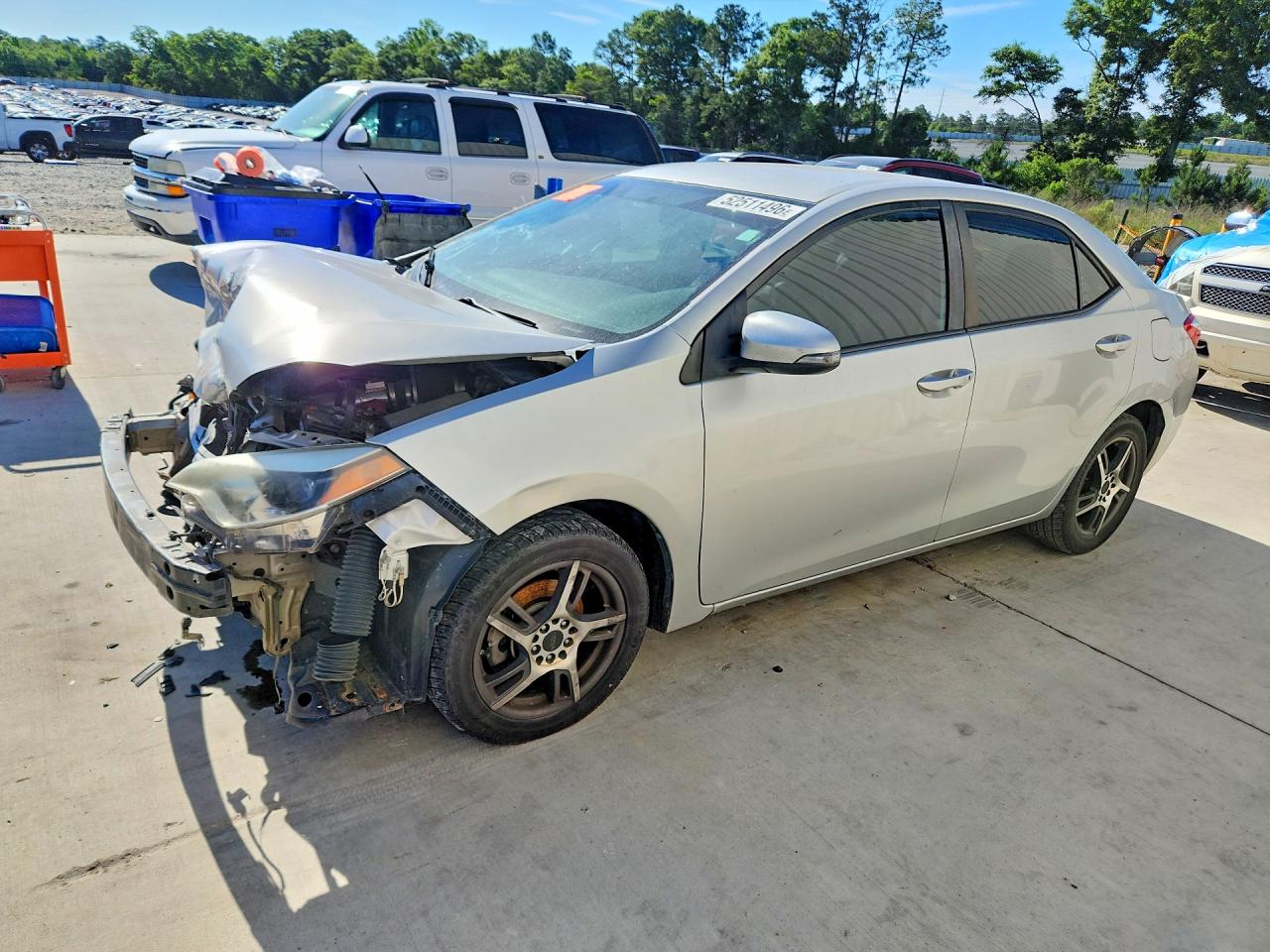 Salvage Toyota Corolla Image