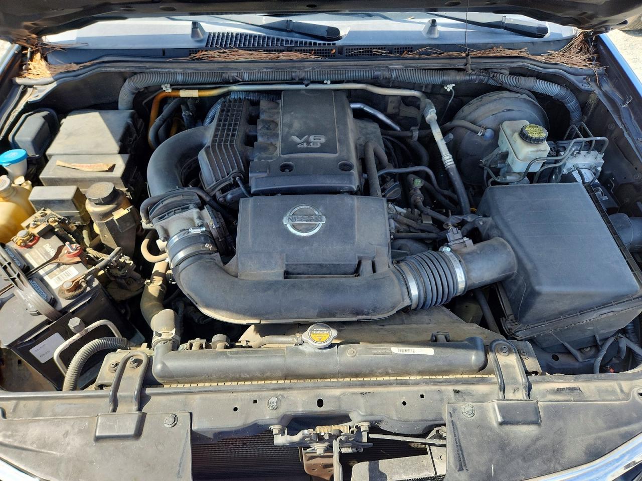 Nissan Pathfinder S