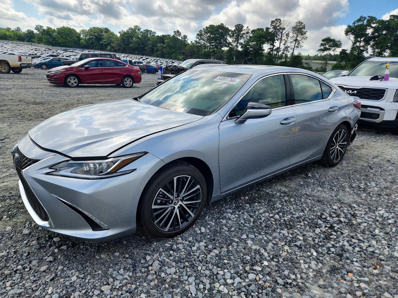 Salvage Lexus Es Image