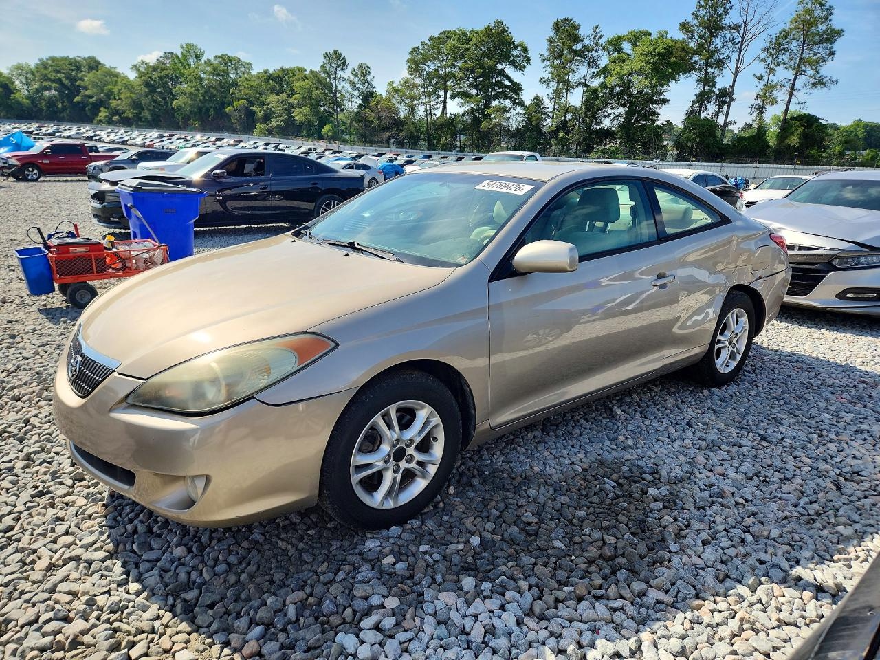 Salvage Toyota Camry Image