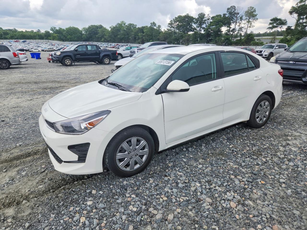 Salvage Kia Rio Image
