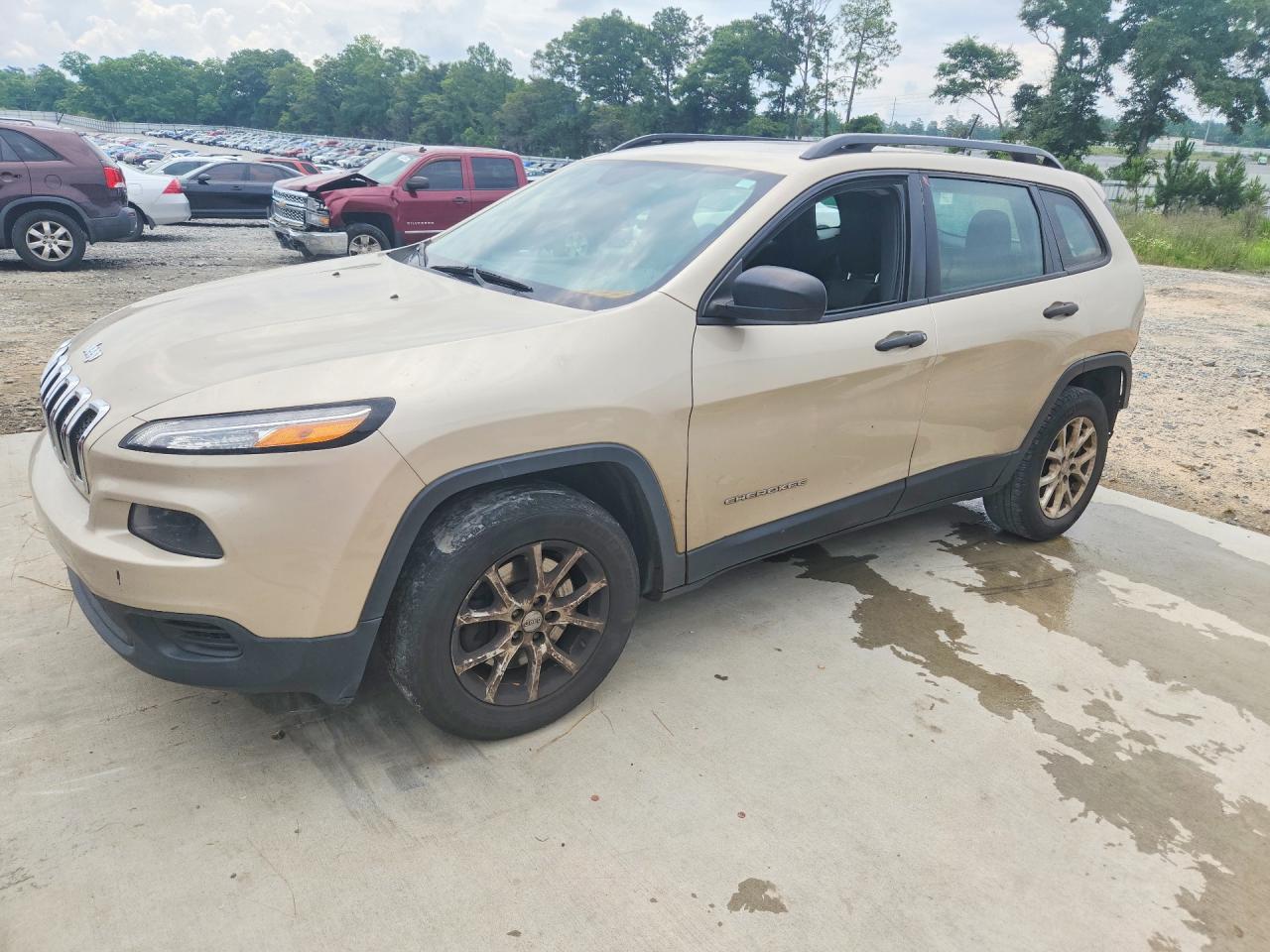 Salvage Jeep Cherokee Image