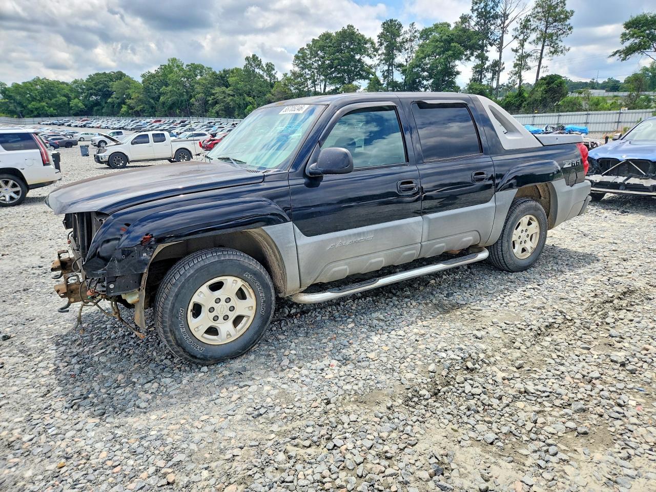 Salvage Chevrolet Avalanche Image