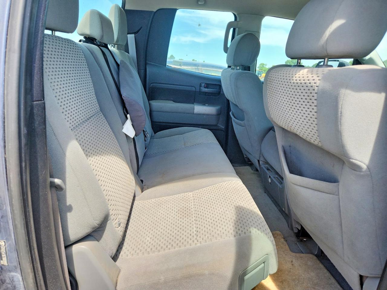 Toyota Tundra Double Cab Sr5