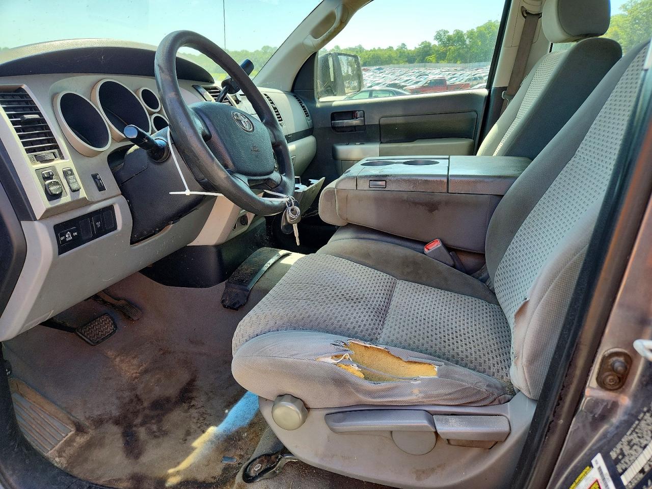 Toyota Tundra Double Cab Sr5