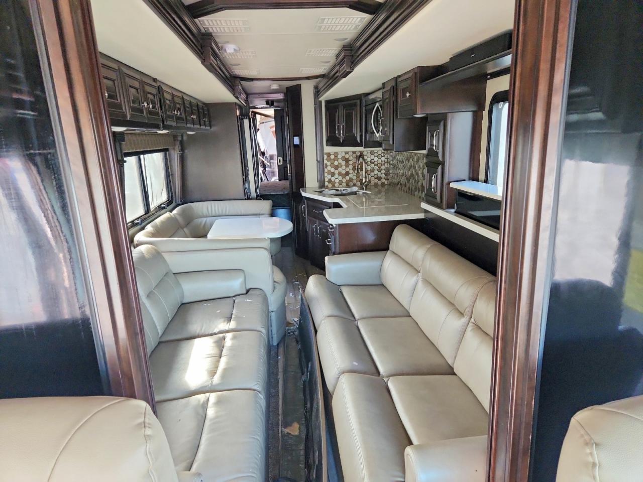Freightliner Chassis Xc