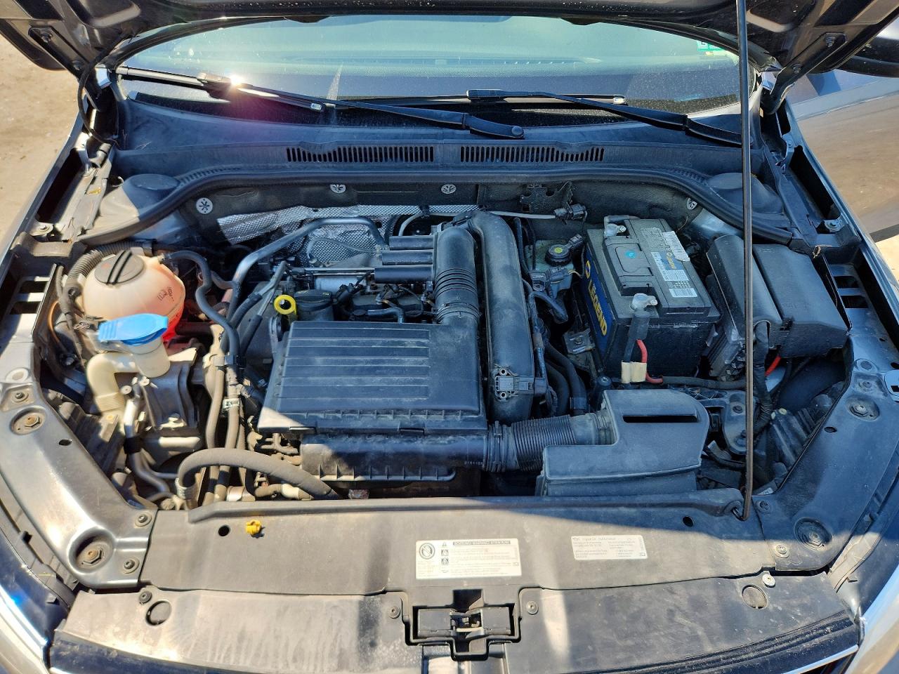 Volkswagen Jetta S
