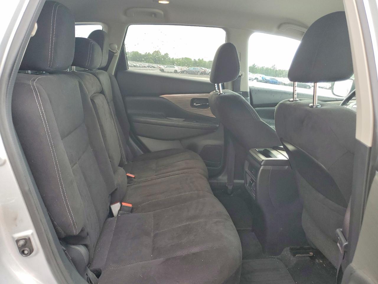 Nissan Murano S