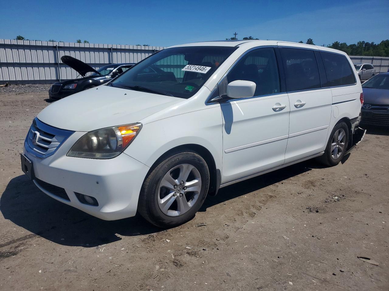 Salvage Honda Odyssey Image