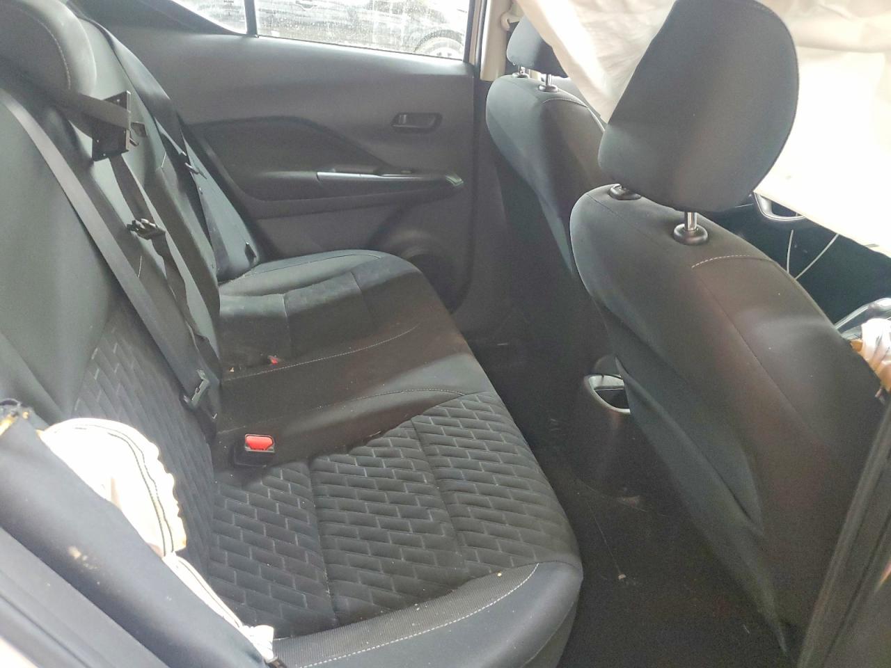 Nissan Kicks S