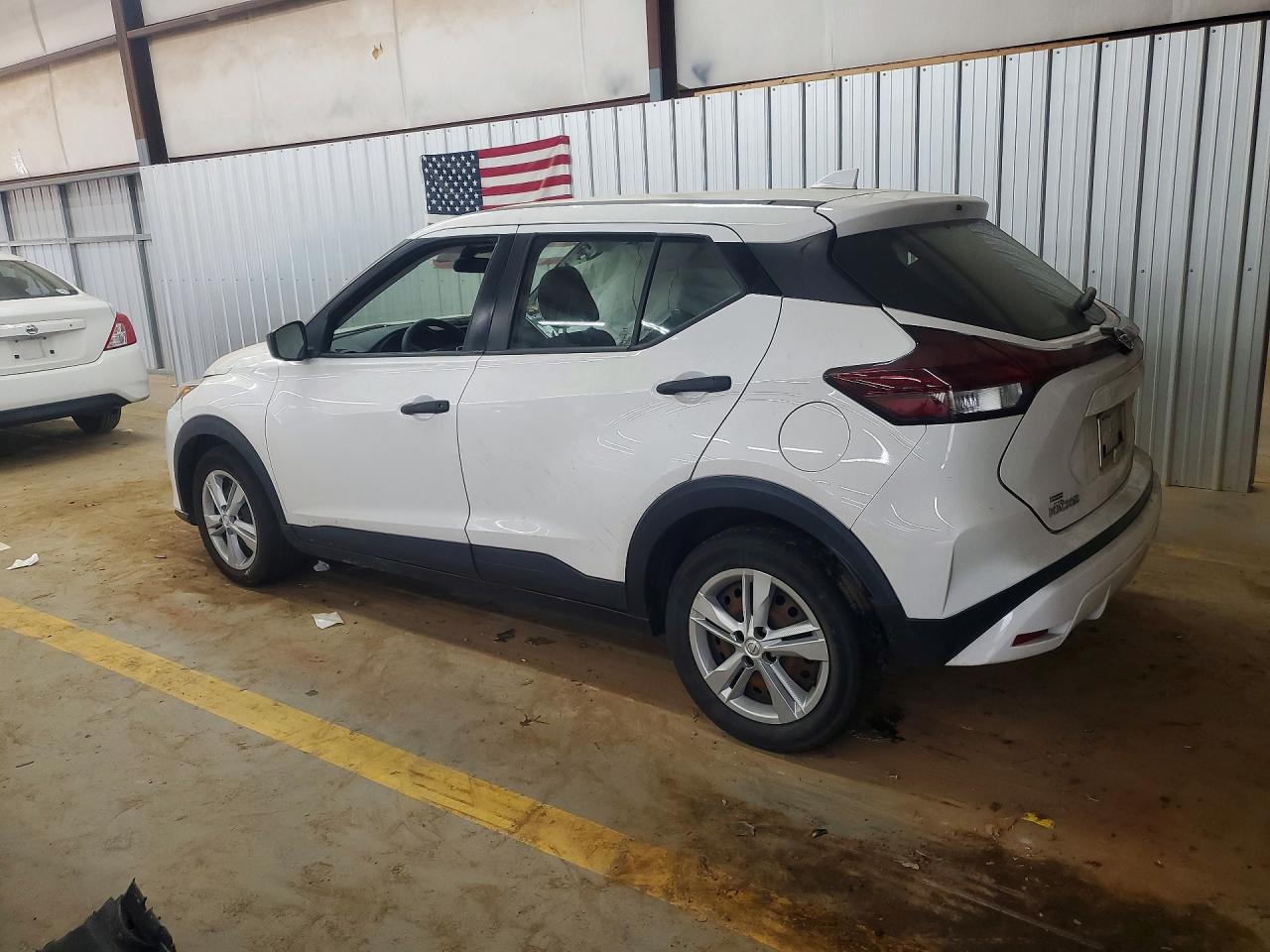 Nissan Kicks S