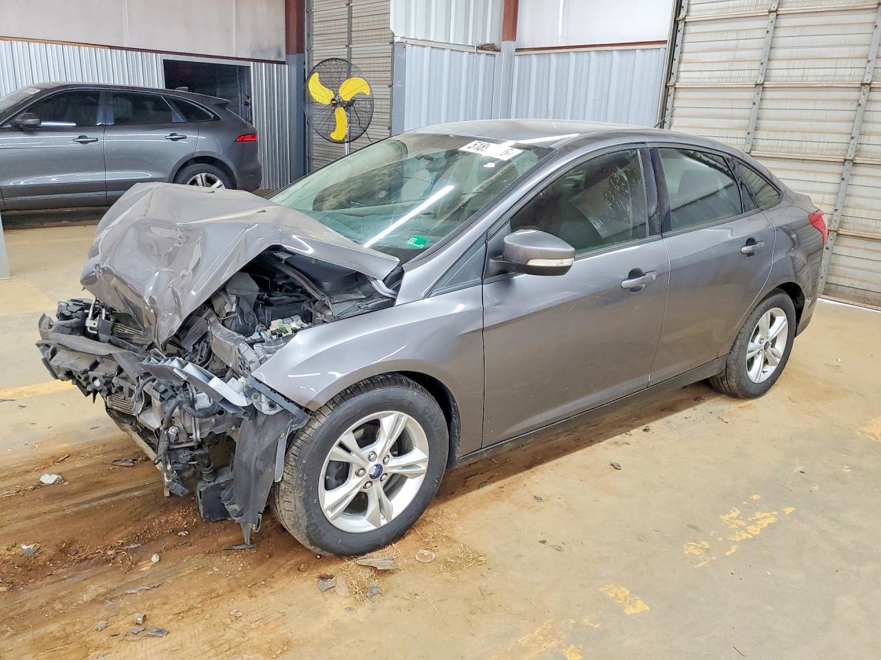 Salvage Ford Focus Image
