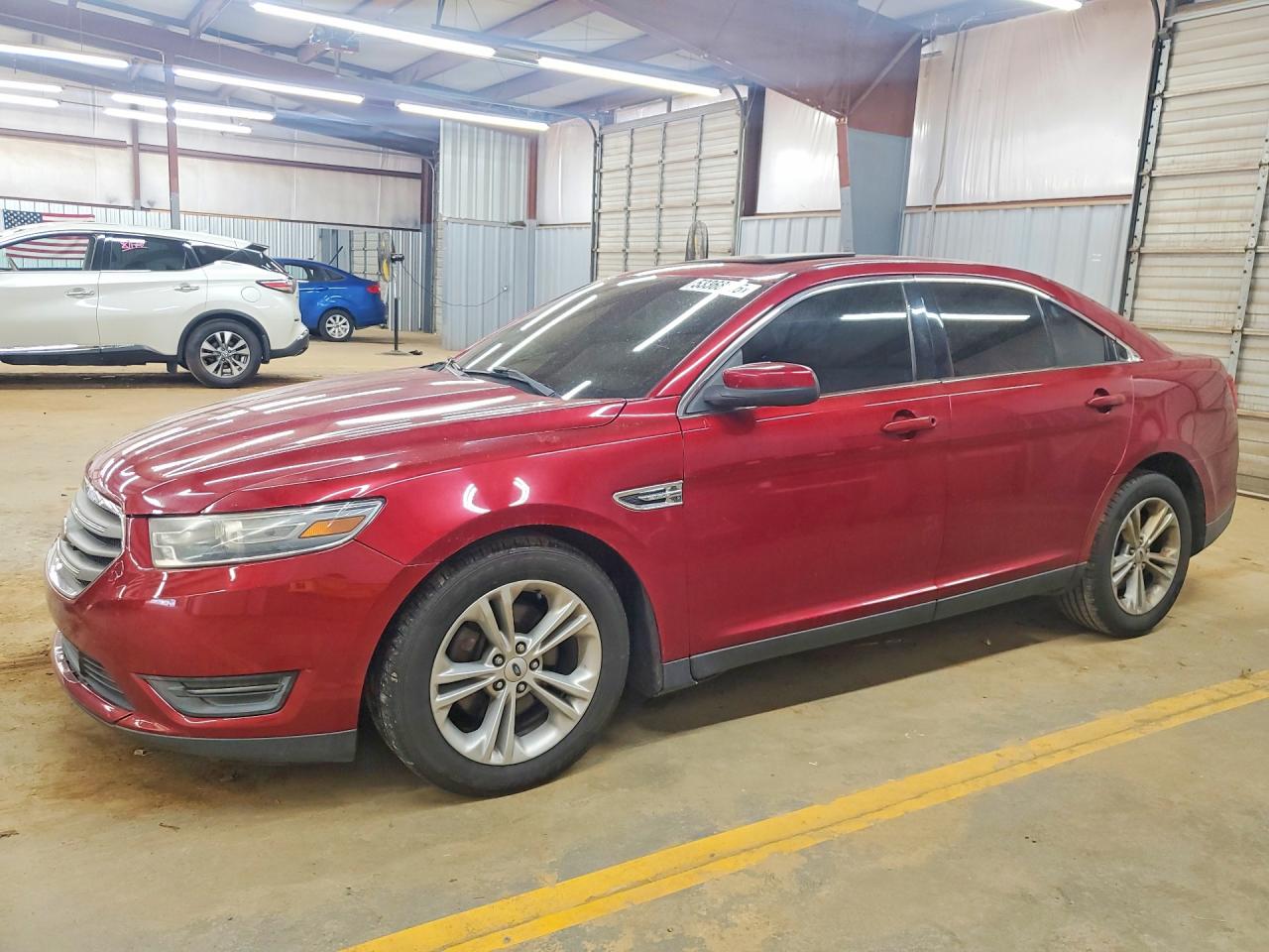 Salvage Ford Taurus Image