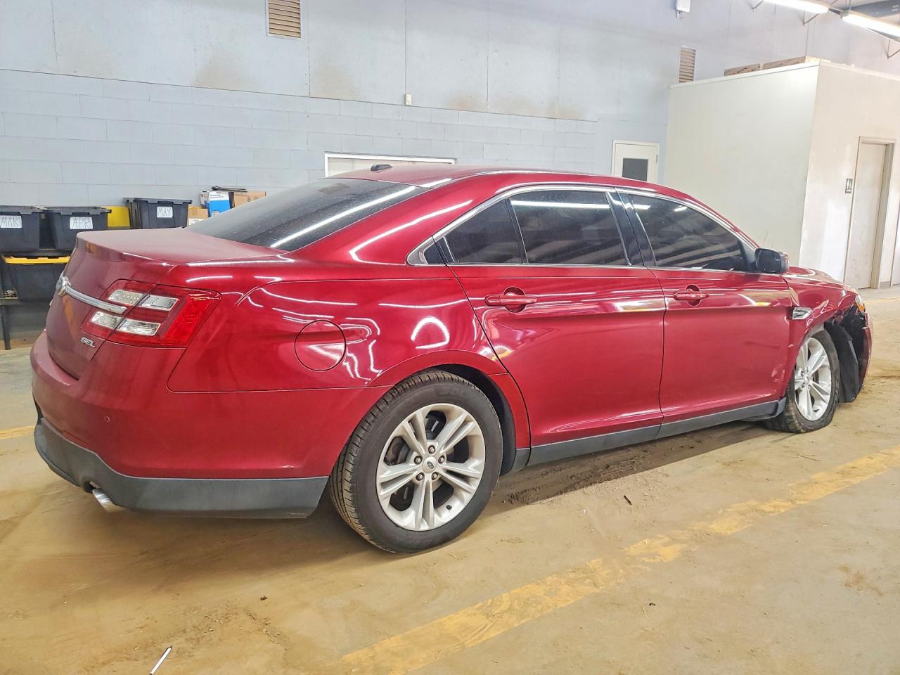 Ford Taurus Sel