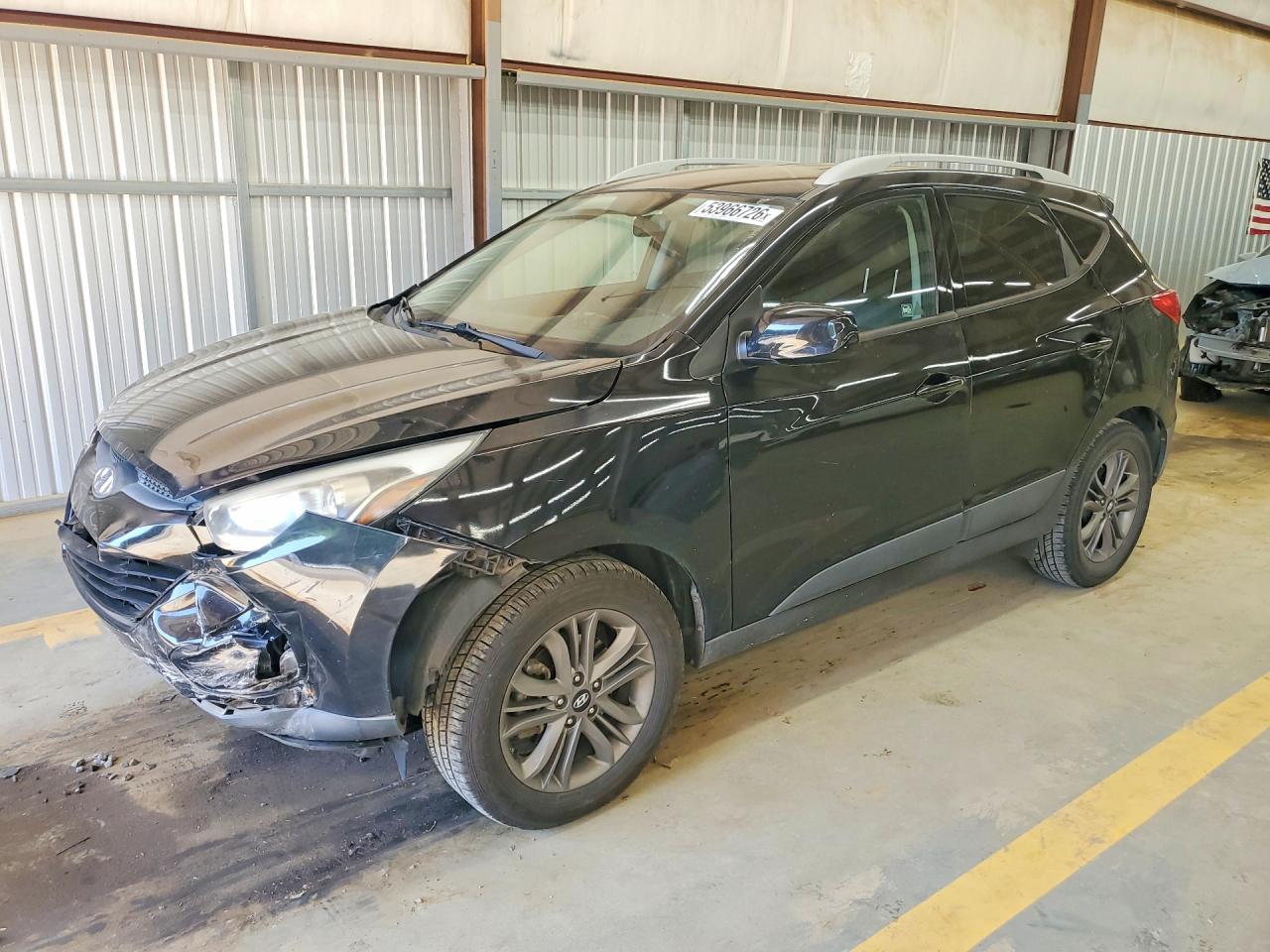 Salvage Hyundai TUCSON Image