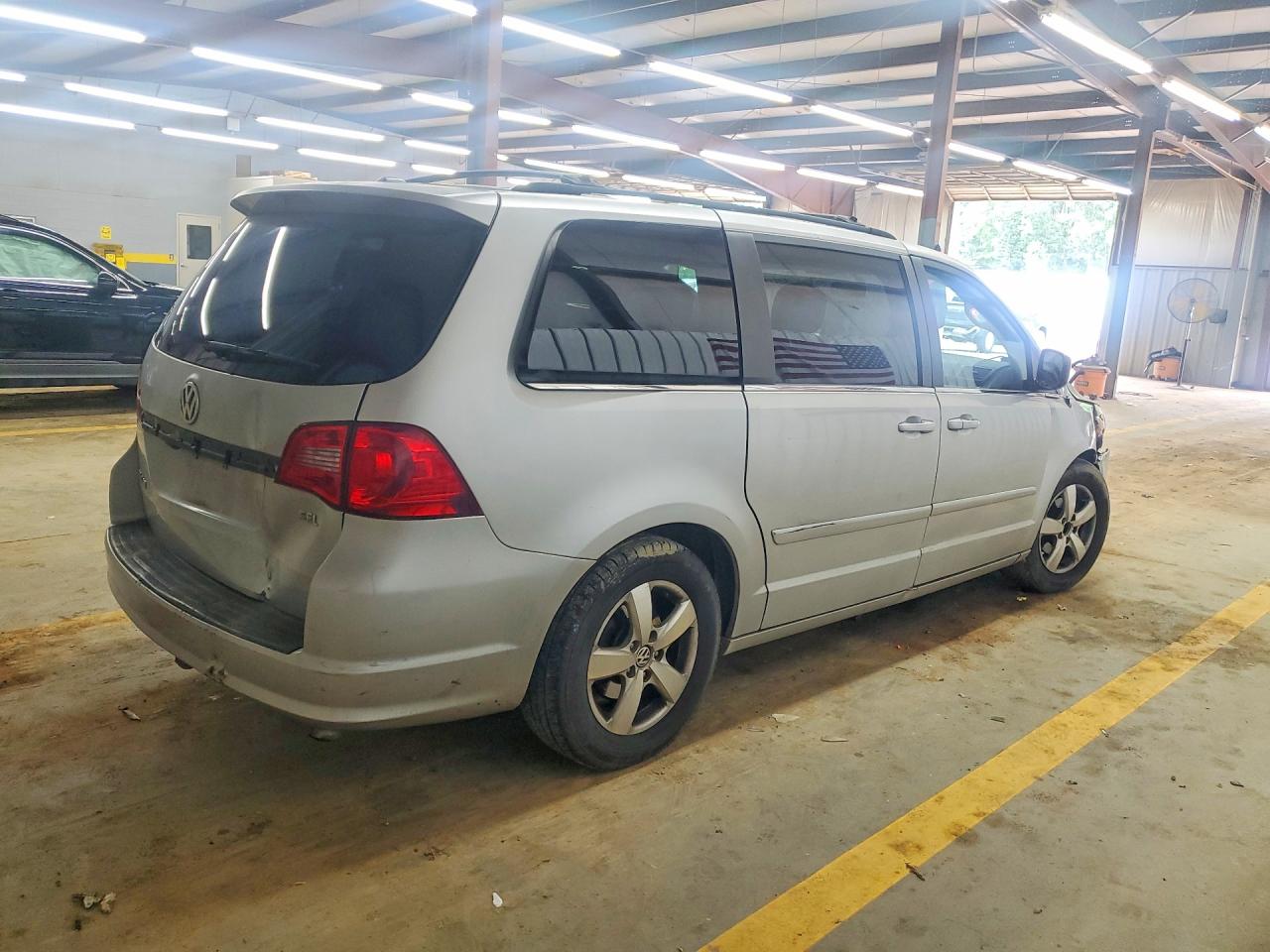 Volkswagen Routan Sel