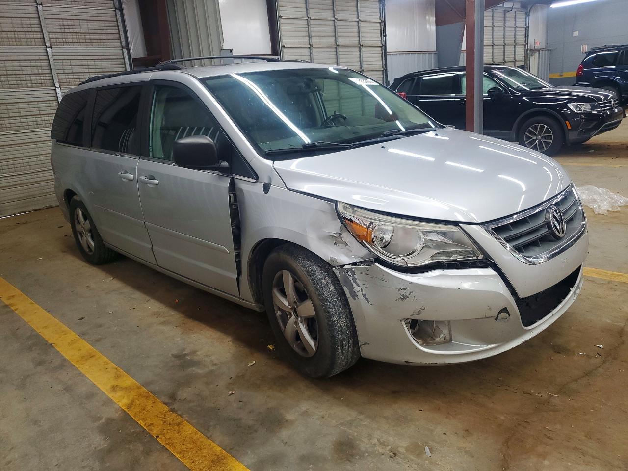 Volkswagen Routan Sel