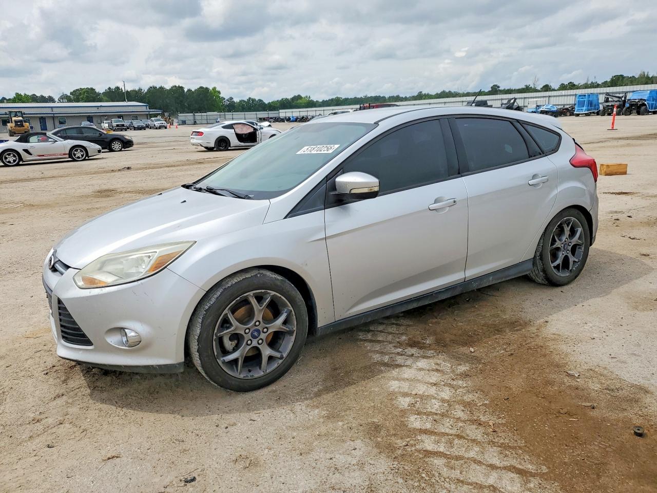 Salvage Ford Focus Image
