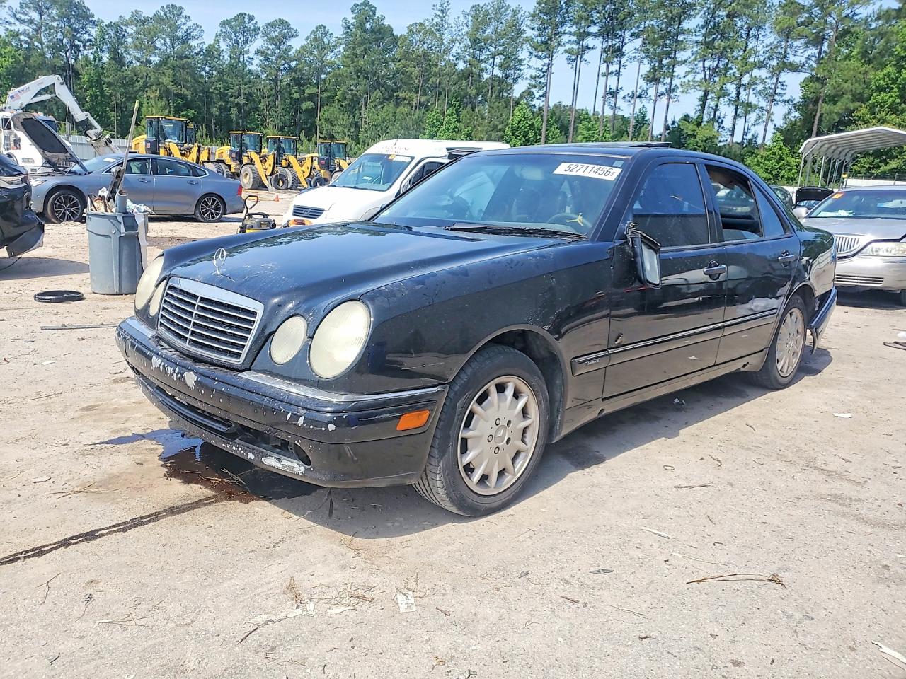 Salvage Mercedes-Benz E-Class Image