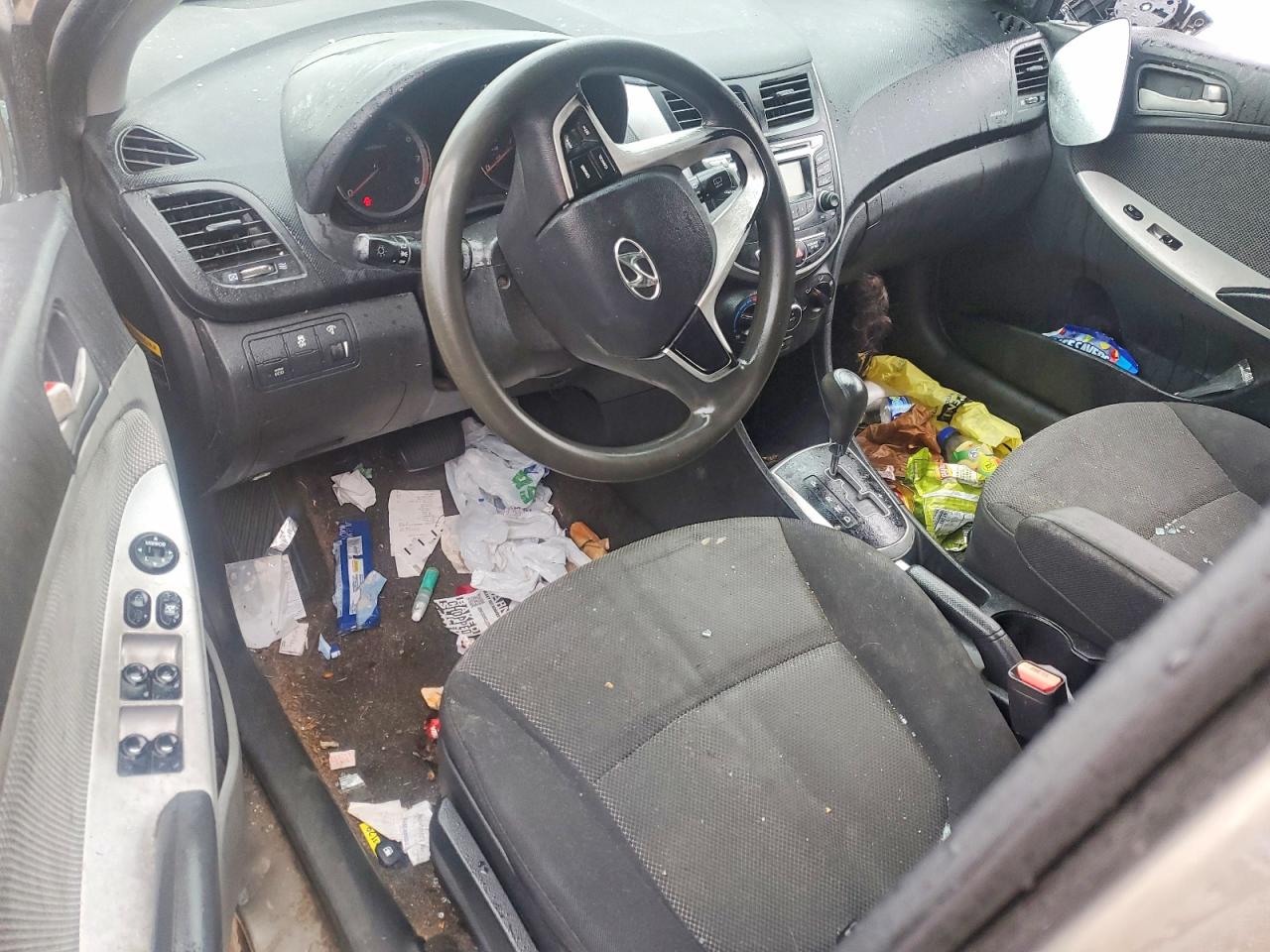 Hyundai ACCENT Gs
