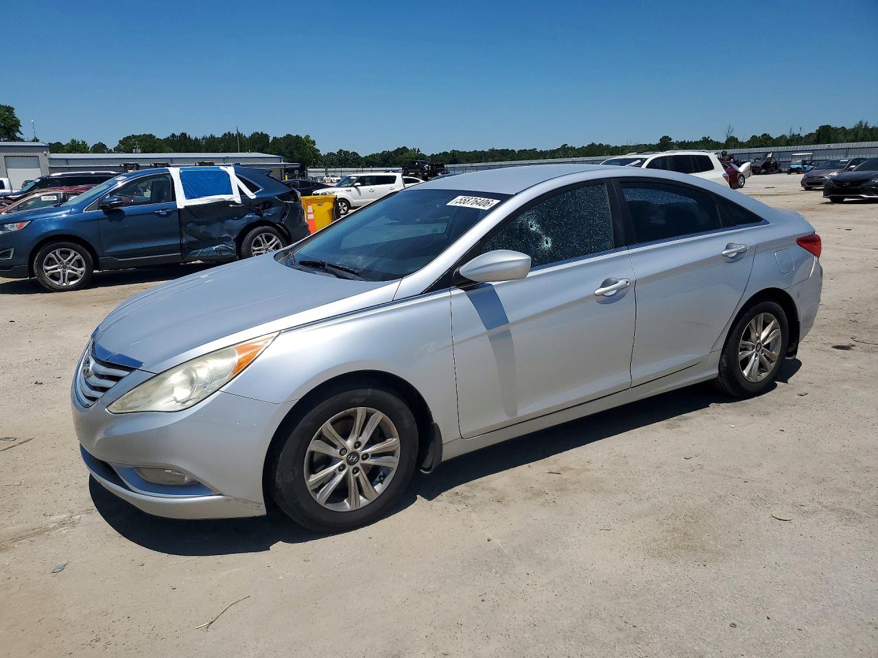 Salvage Hyundai SONATA Image