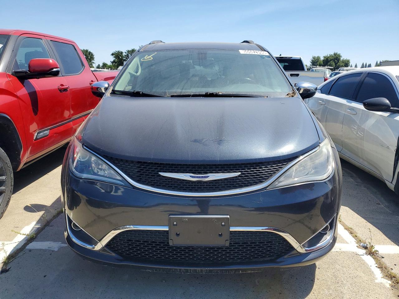 Chrysler Pacifica Limited