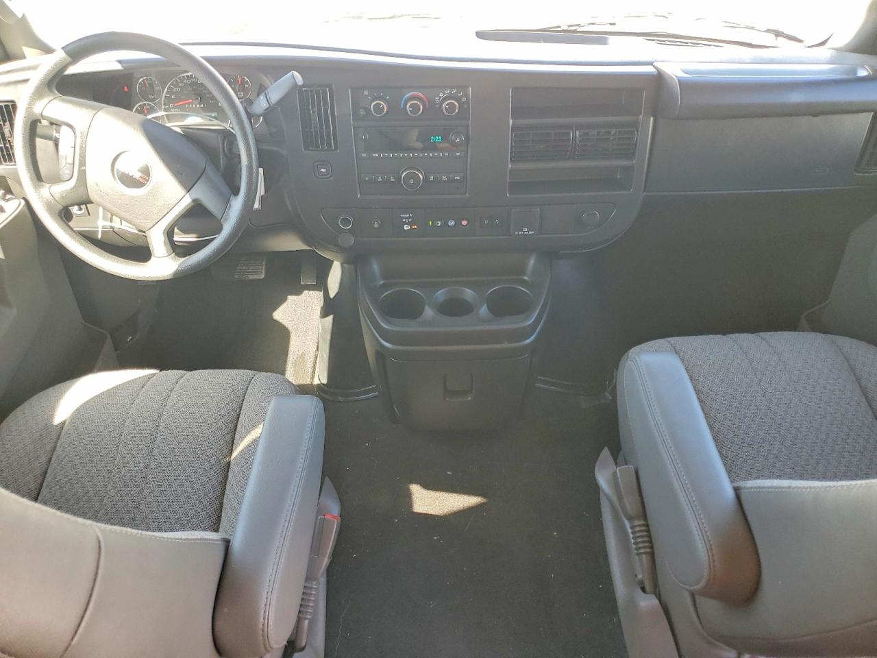 GMC Savana G3500 Lt