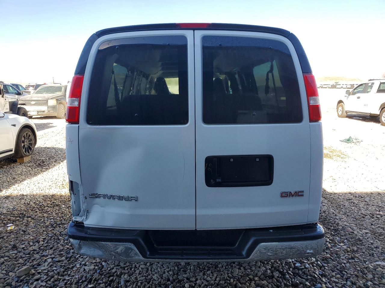 GMC Savana G3500 Lt