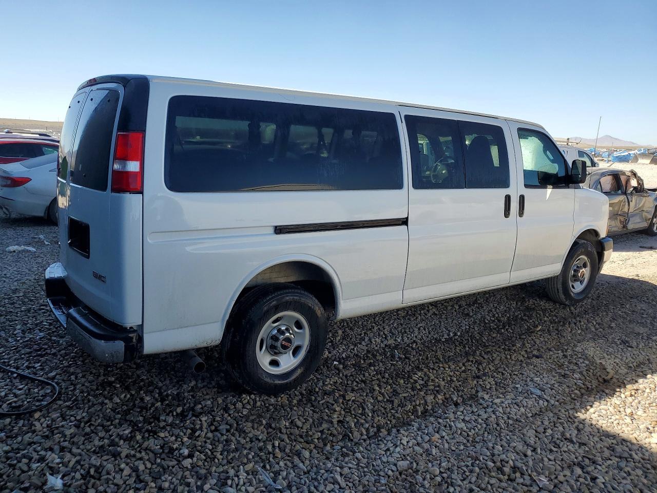 GMC Savana G3500 Lt