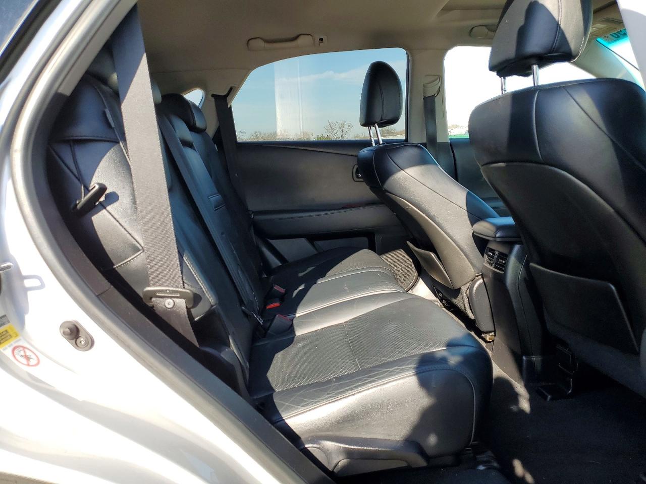 Lexus RX Base