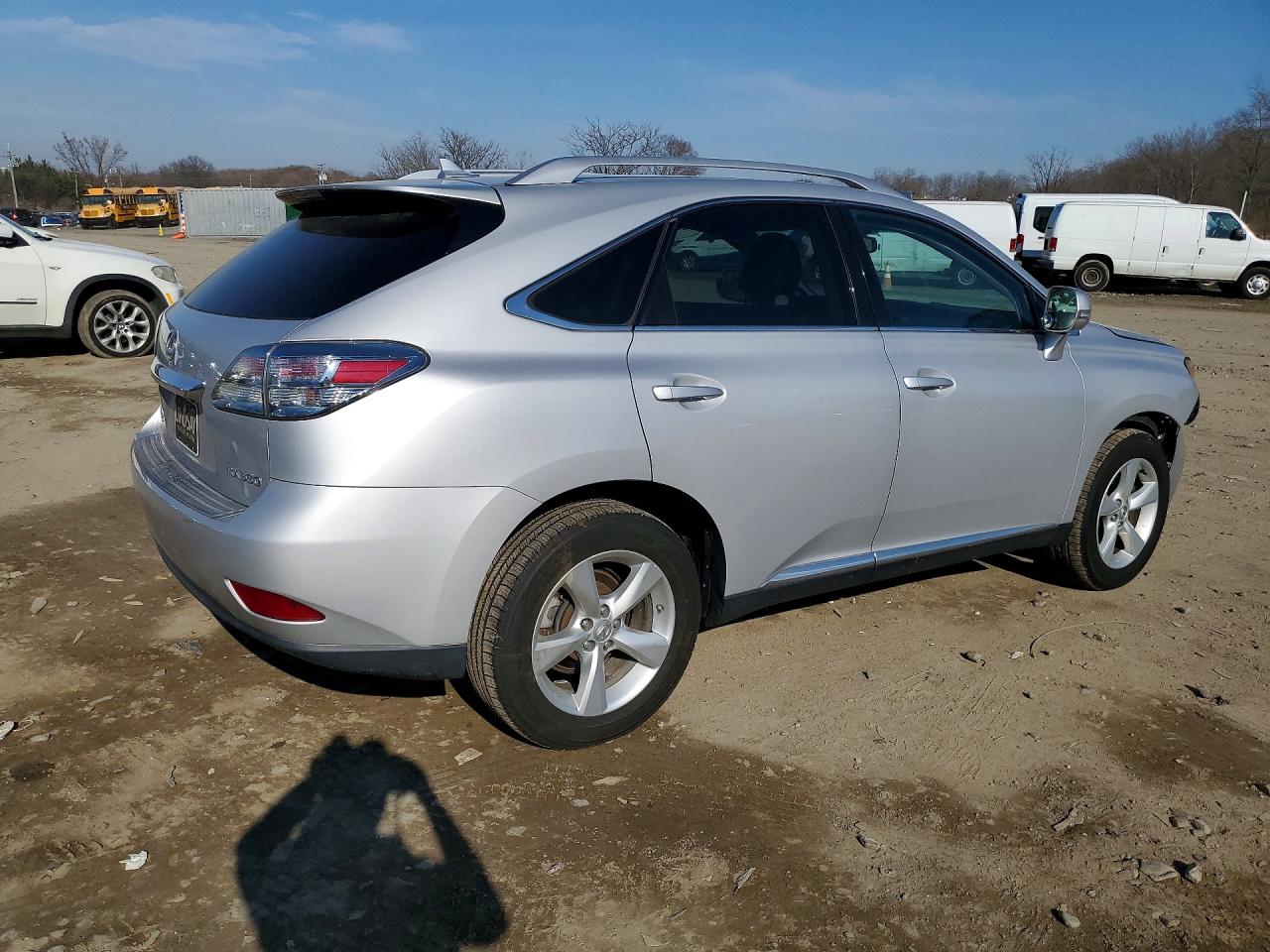 Lexus RX Base