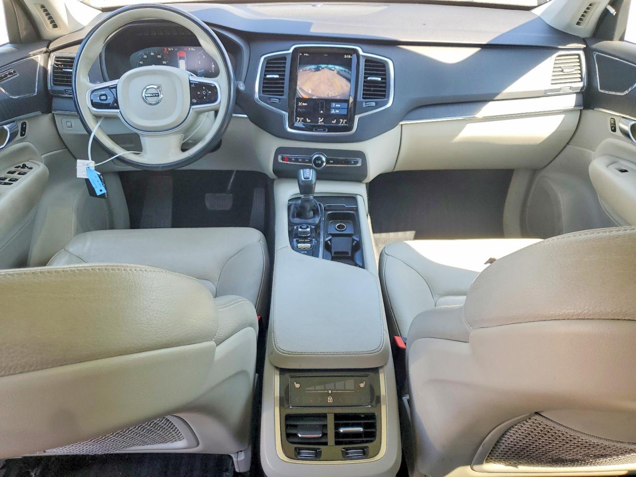 Volvo XC90 T5 Momentum