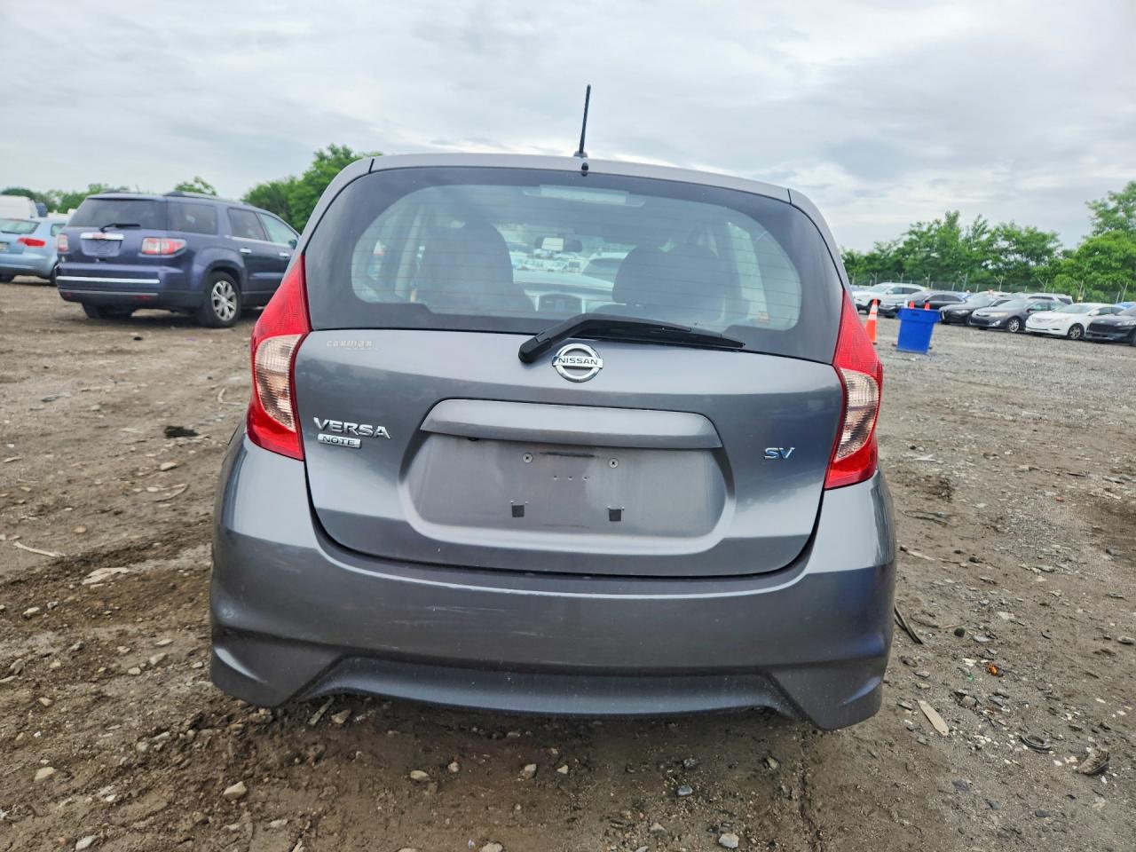 Nissan Versa Sv