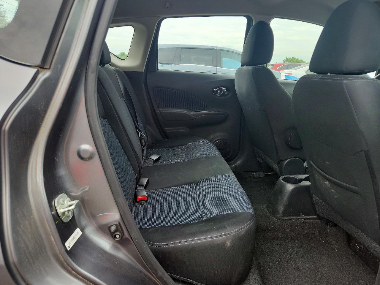 Nissan Versa Sv