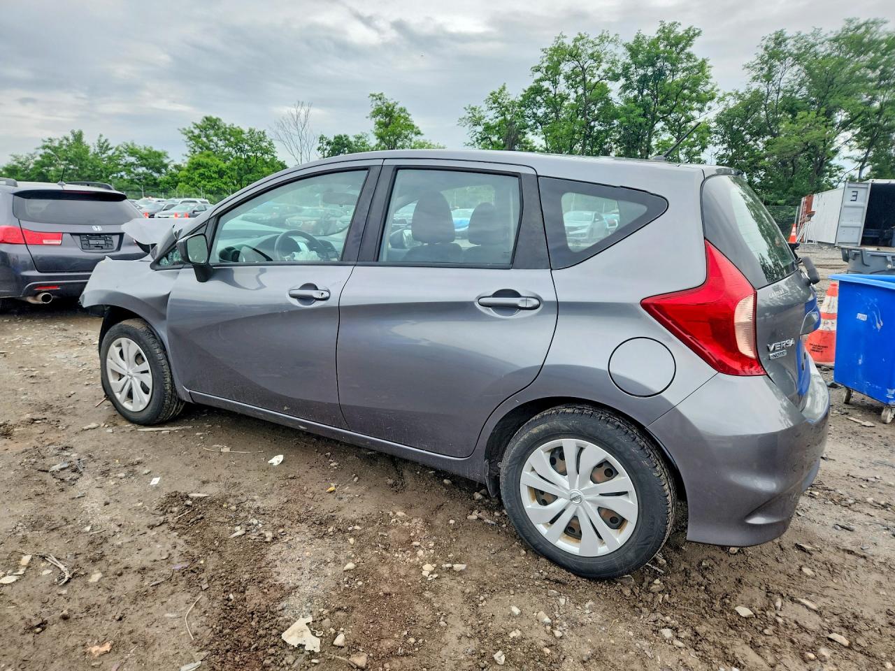 Nissan Versa Sv