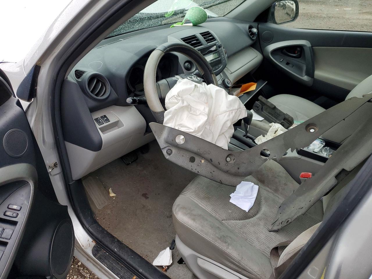 Toyota RAV4 Base