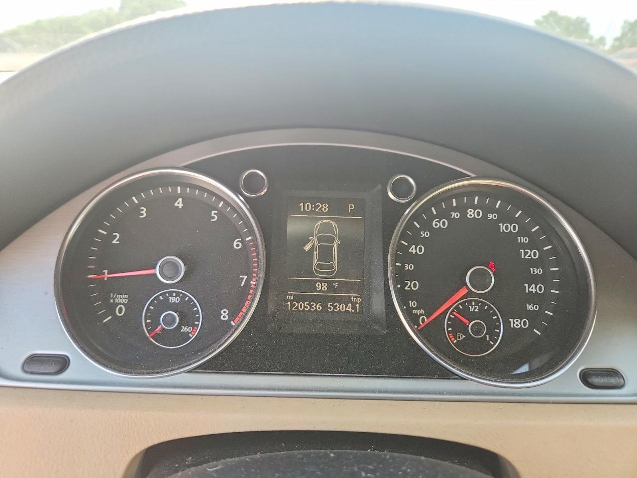 Volkswagen CC Luxury