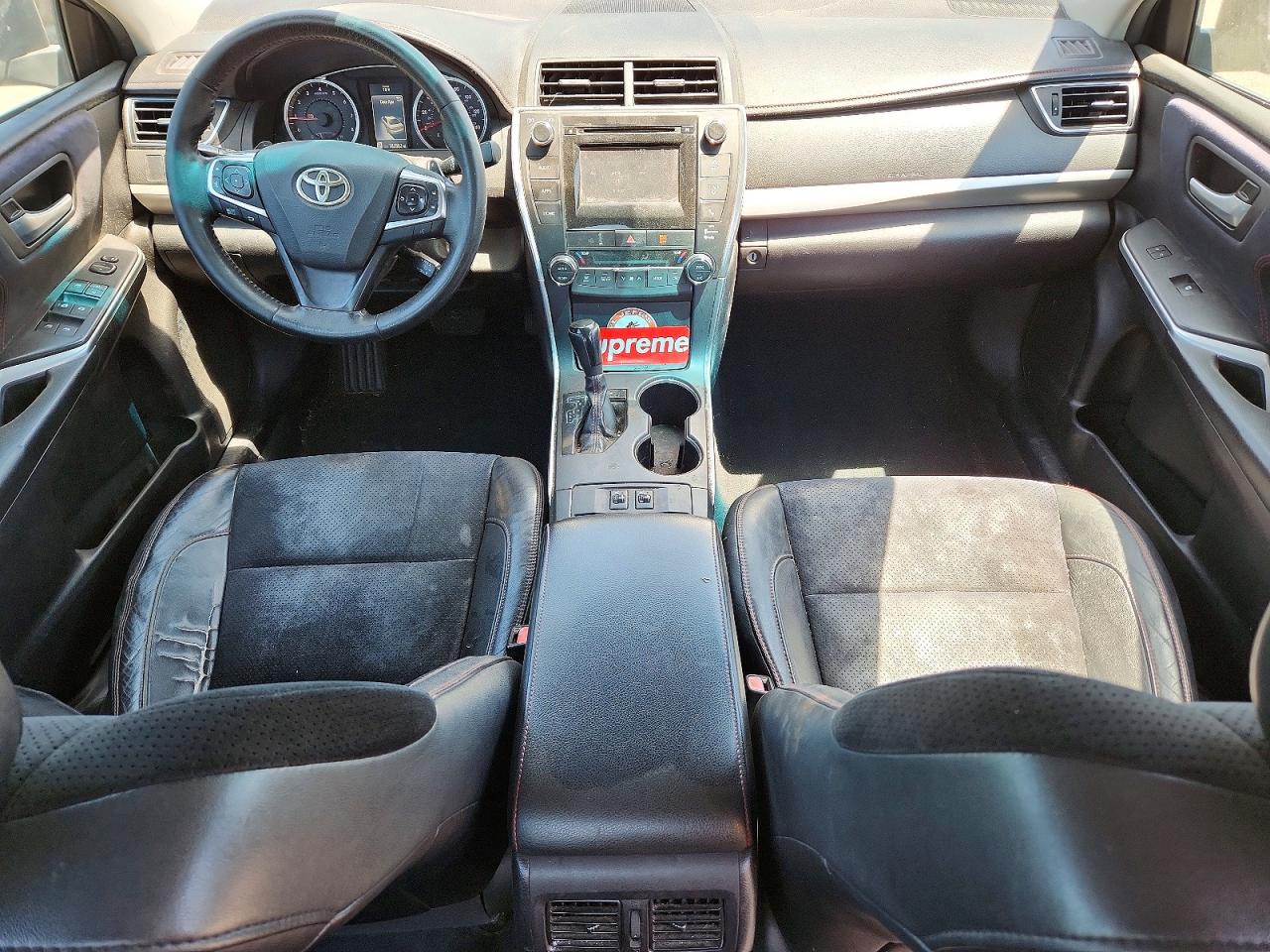 Toyota Camry Xse