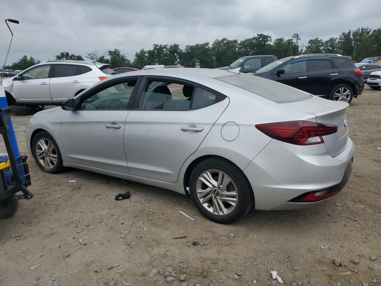 Hyundai ELANTRA Sel