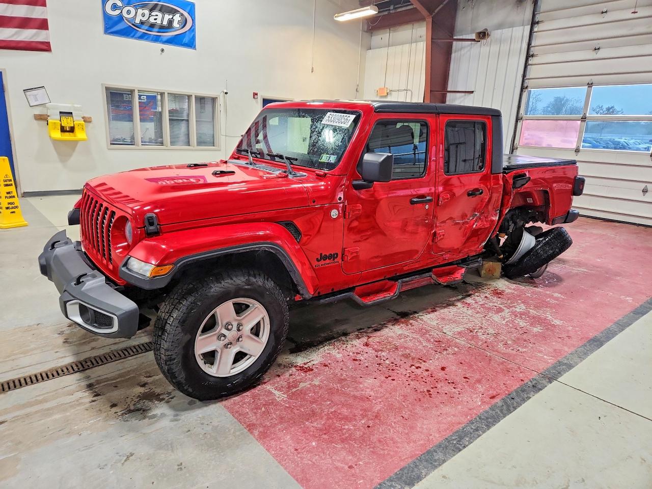 Salvage Jeep Gladiator Image