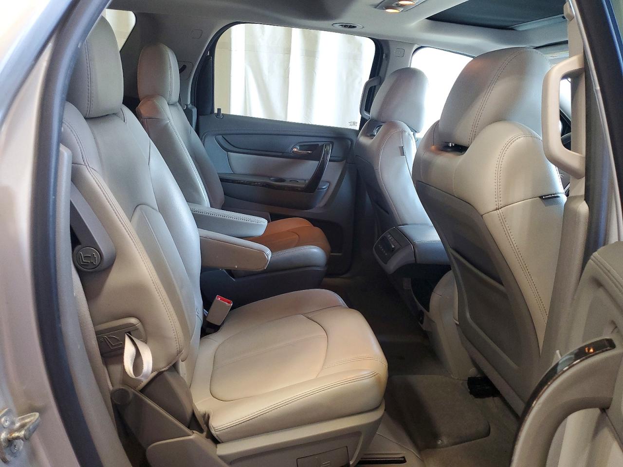 GMC Acadia Slt-2