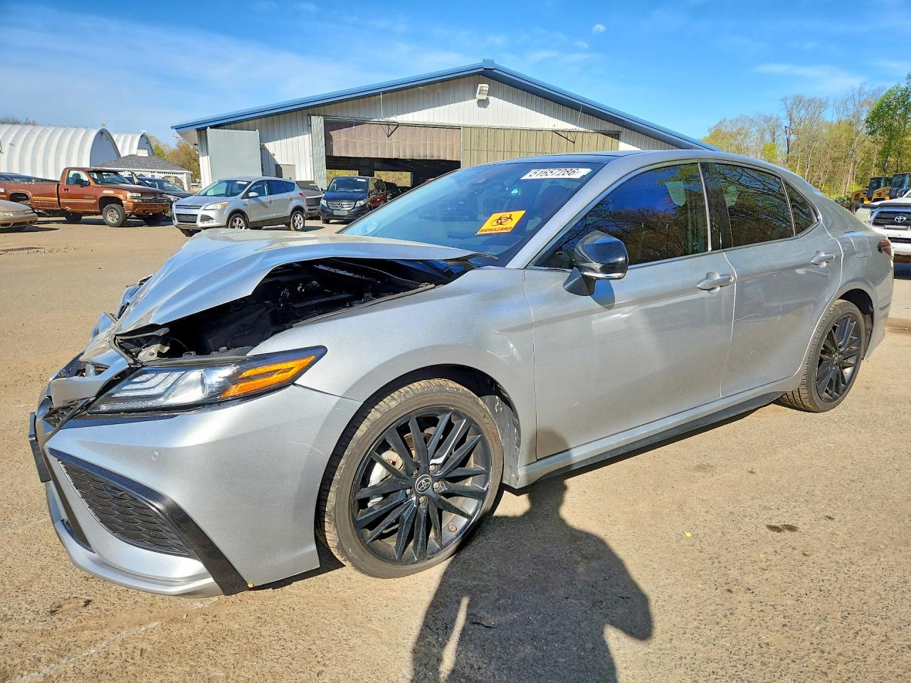 Salvage Toyota Camry Image