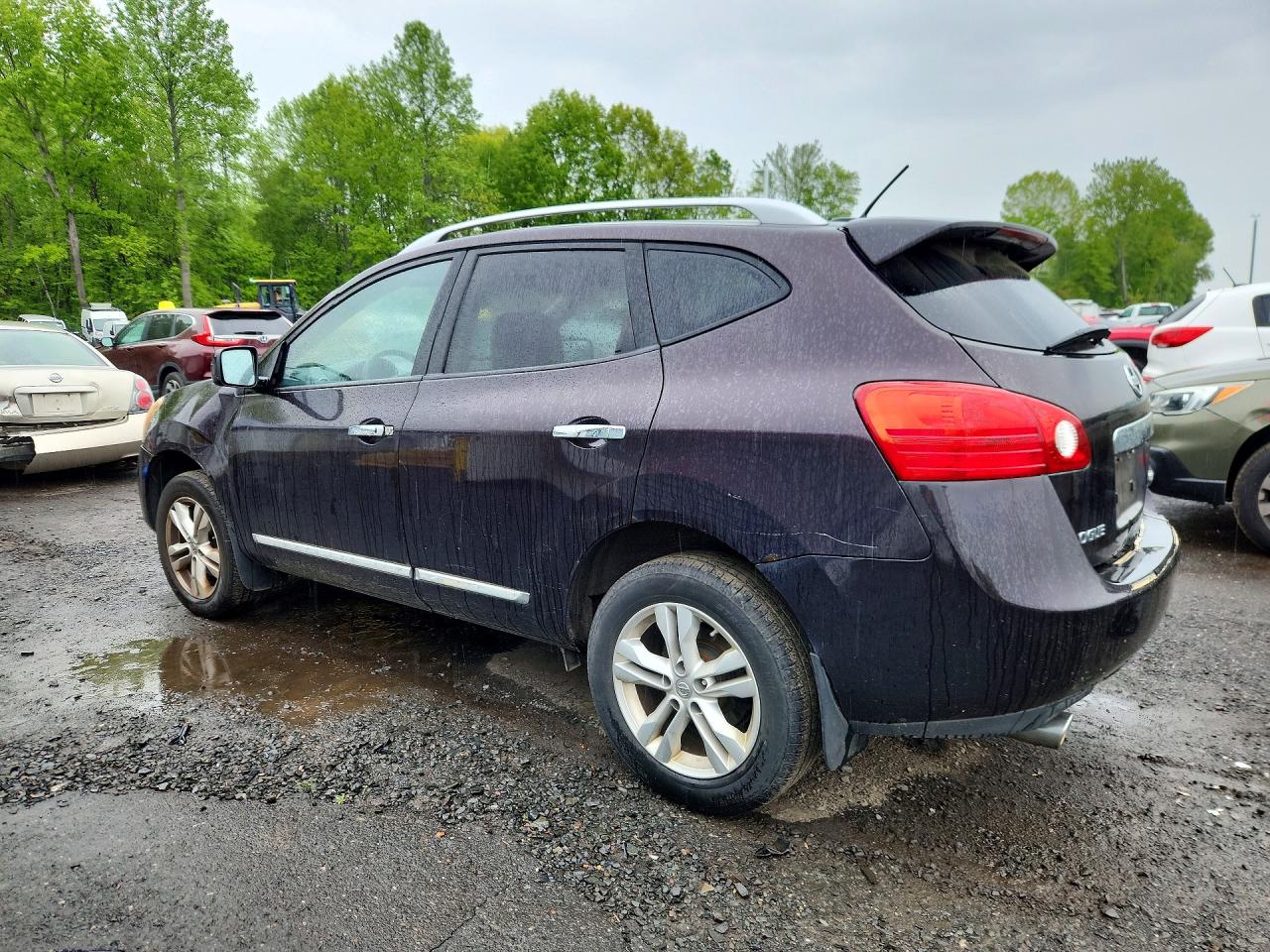 Nissan Rogue S